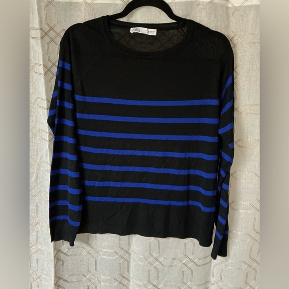 Zara Black and Blue Crew Neck Sweater - Picture 1 of 7